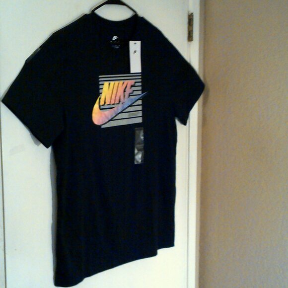 NEW NIKE SPORTSWEAR "VIbrant Box Logo Tee" MEN'S BLACK T-SHIRT LARGE FQ7995-010 - Picture 4 of 6